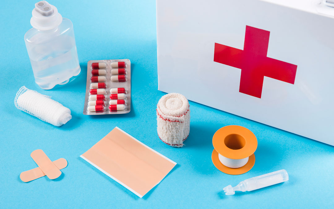 Farmaciola bàsica per a primavera: què no pot faltar a casa